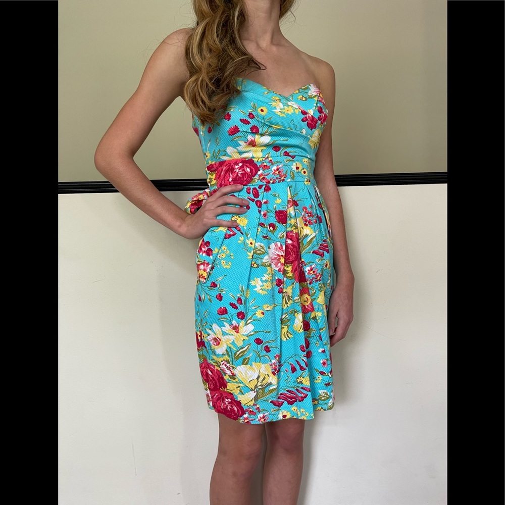 Teeze Me Dress Size 3 Blue Floral Strapless Sweetheart‎ Fit Flare Bow Pockets